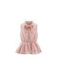 Blouse Fille Rose Satinée – Col Nœud & Motifs en Relief – Sans Manches – Modèle Été – Tailles 4 à 14 Ans – Neuf